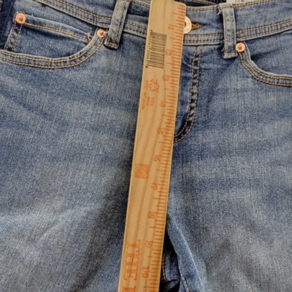 INC International Concepts Women's Mid Rise Cuffed Bermuda Shorts MD - Picture 6 of 15